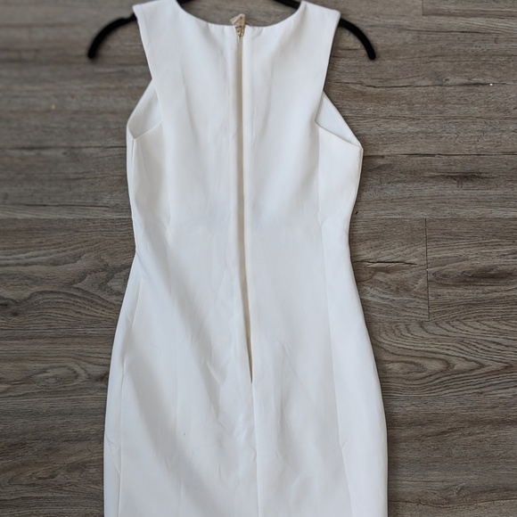 NWT White bodycon cut-out dress - Picture 3 of 8
